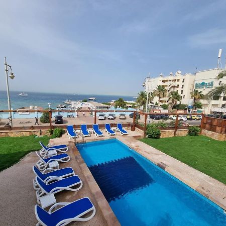 الغردقة Lilly Lounge And Pool Accommodation For Adults Only المظهر الخارجي الصورة