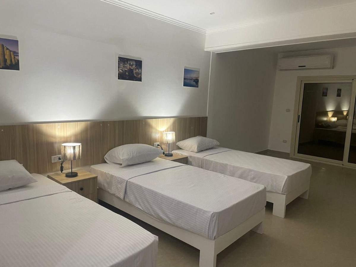 الغردقة Lilly Lounge And Pool Accommodation For Adults Only المظهر الخارجي الصورة