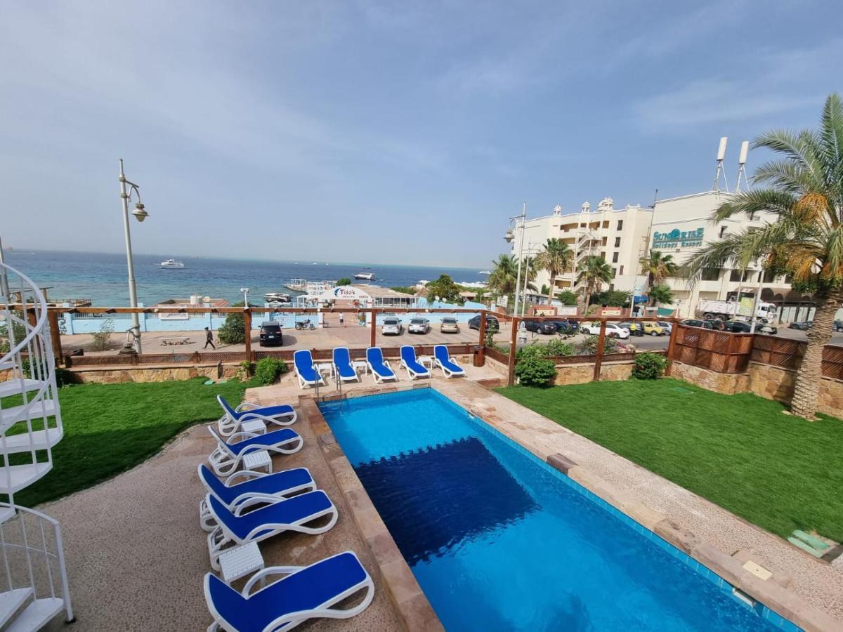 الغردقة Lilly Lounge And Pool Accommodation For Adults Only المظهر الخارجي الصورة