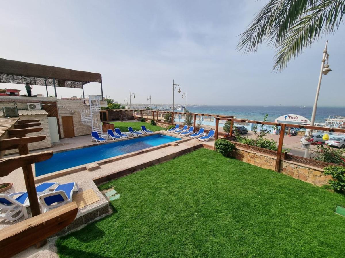 الغردقة Lilly Lounge And Pool Accommodation For Adults Only المظهر الخارجي الصورة