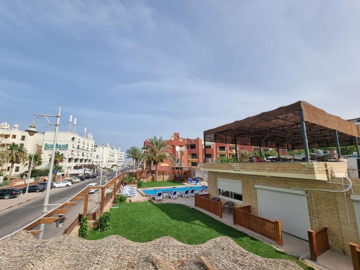 الغردقة Lilly Lounge And Pool Accommodation For Adults Only المظهر الخارجي الصورة