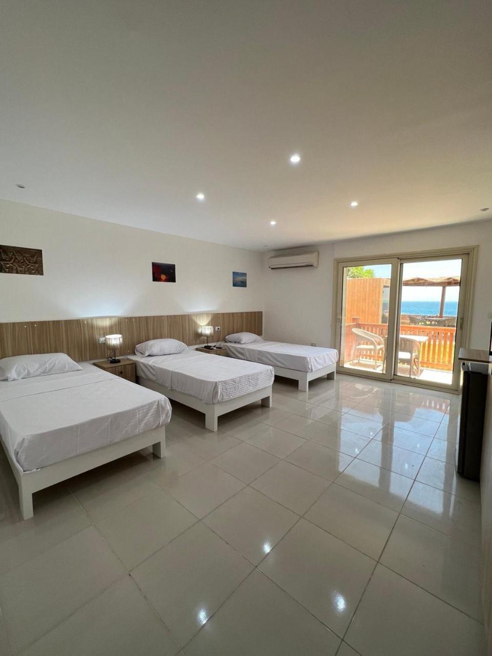 الغردقة Lilly Lounge And Pool Accommodation For Adults Only المظهر الخارجي الصورة