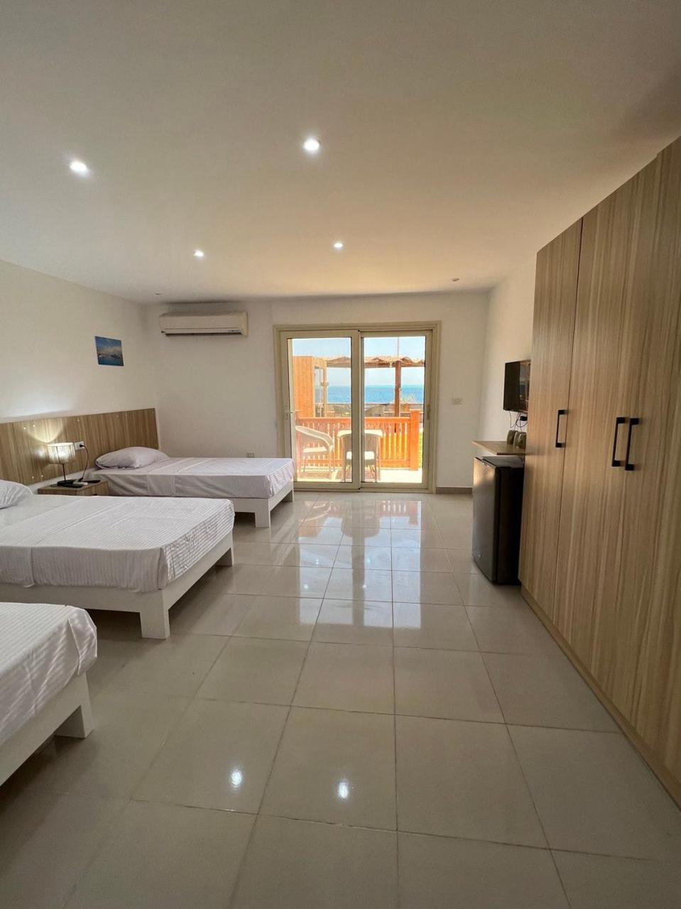 الغردقة Lilly Lounge And Pool Accommodation For Adults Only المظهر الخارجي الصورة