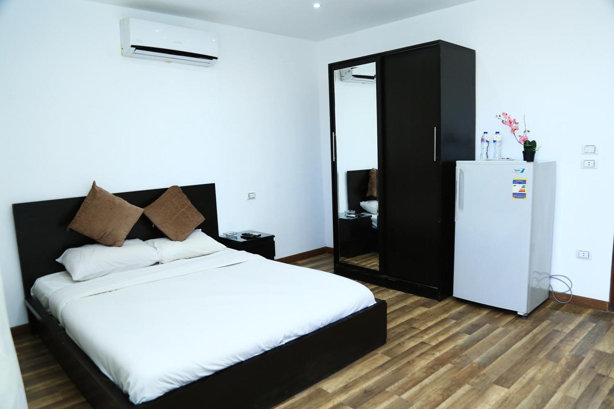 الغردقة Lilly Lounge And Pool Accommodation For Adults Only الغرفة الصورة