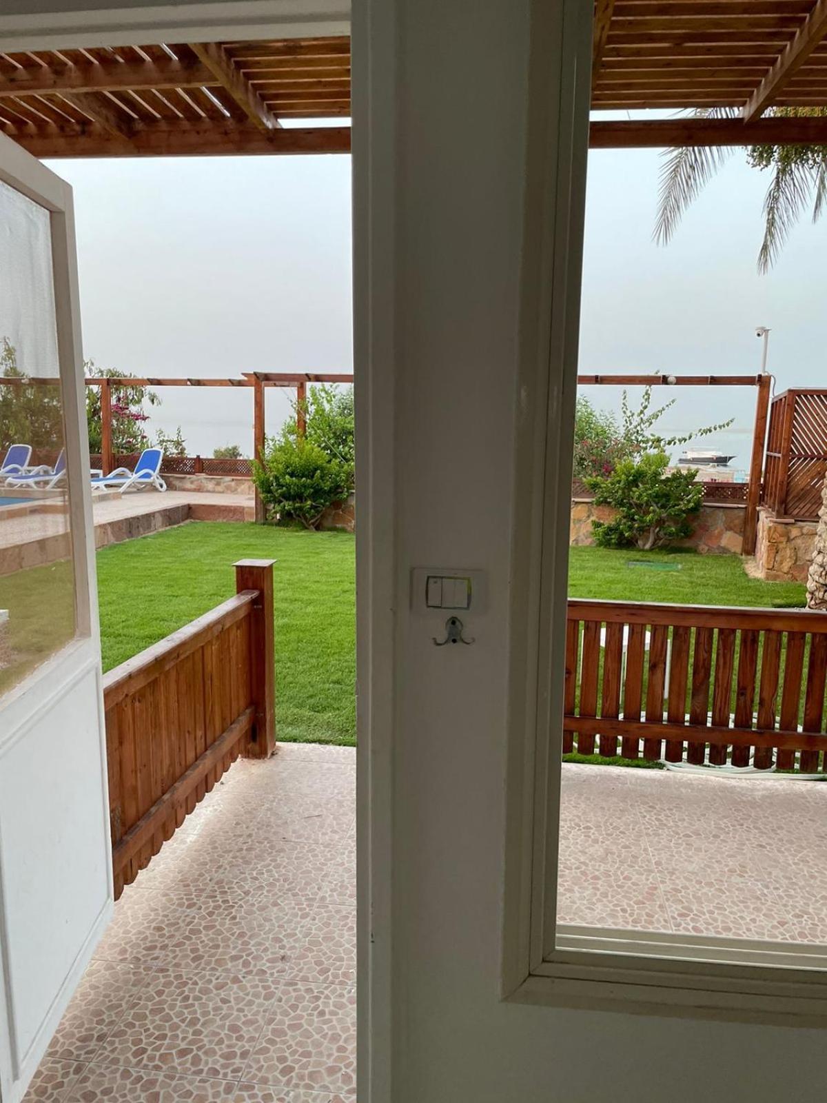 الغردقة Lilly Lounge And Pool Accommodation For Adults Only المظهر الخارجي الصورة