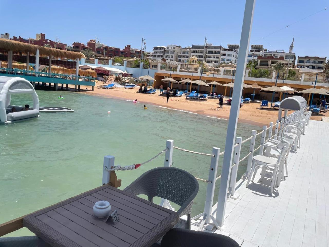 الغردقة Lilly Lounge And Pool Accommodation For Adults Only المظهر الخارجي الصورة