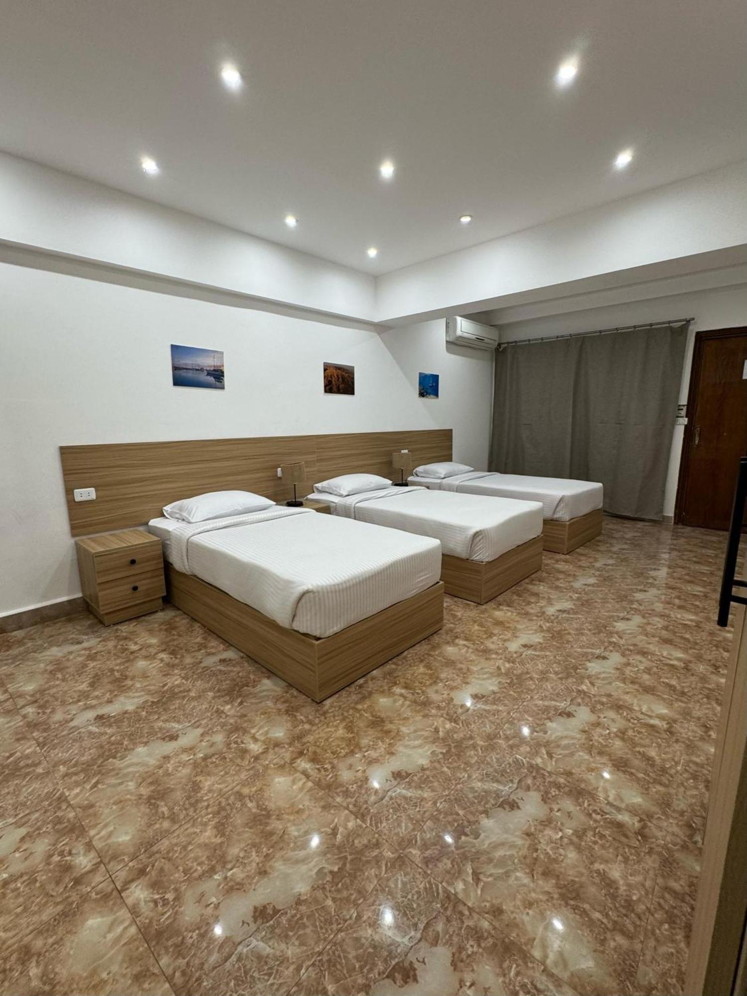 الغردقة Lilly Lounge And Pool Accommodation For Adults Only المظهر الخارجي الصورة